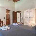 Nyaraló 8 Bedroom Pet Friendly In Ar *