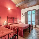 8 Bedroom Pet Friendly In Ar Nyaraló
