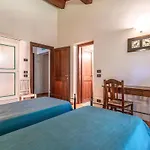 Nyaraló 8 Bedroom Pet Friendly In Ar Badia Tedalda